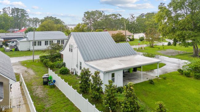 814 N C St, House other with 2 bedrooms, 1 bathrooms and 2 parking in Bridgeton NC | Image 5