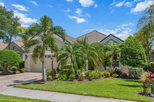 12037 Thornhill Ct, LAKEWOOD RANCH, FL, 34202-7944 | Card Image