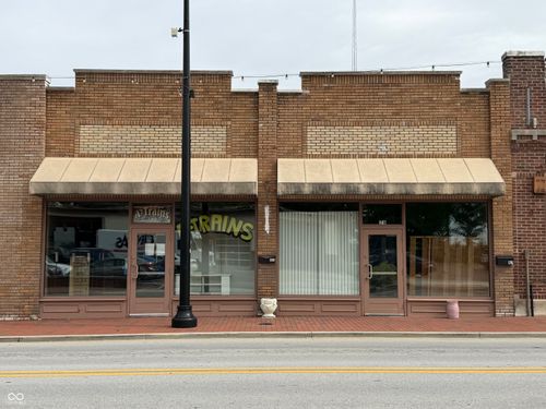 176 -180 W Main Street, Greenwood, IN, 46142 | Card Image
