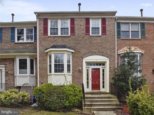7 Carriage House Cir, ALEXANDRIA, VA, 22304-6335 | Card Image
