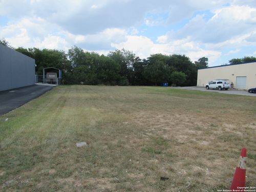 7834 Fortune Dr, San Antonio, TX, 78250-5186 | Card Image