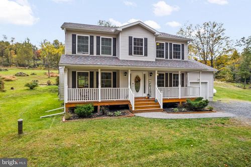 1474 Sullivan Trl, TANNERSVILLE, PA, 18372-7887 | Card Image