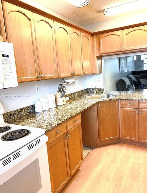 apt-208-1701 Nw 75th Ave, Plantation, FL, 33313-5181 | Card Image