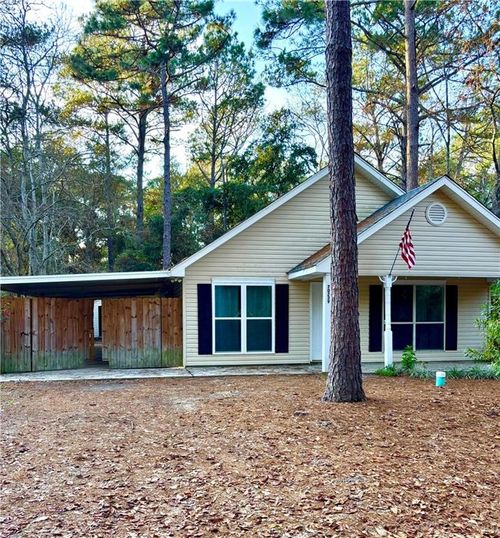 70239 11th St, Abita Springs, LA, 70420-3037 | Card Image