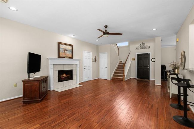 25807 Oakridge Forest Ln, House other with 4 bedrooms, 3 bathrooms and 2 parking in Spring TX | Image 5