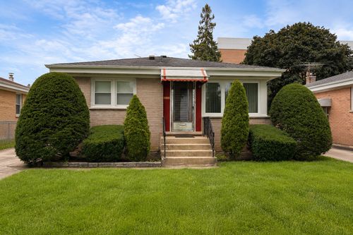 4505 N Oriole Ave, Norridge, IL, 60706-4512 | Card Image