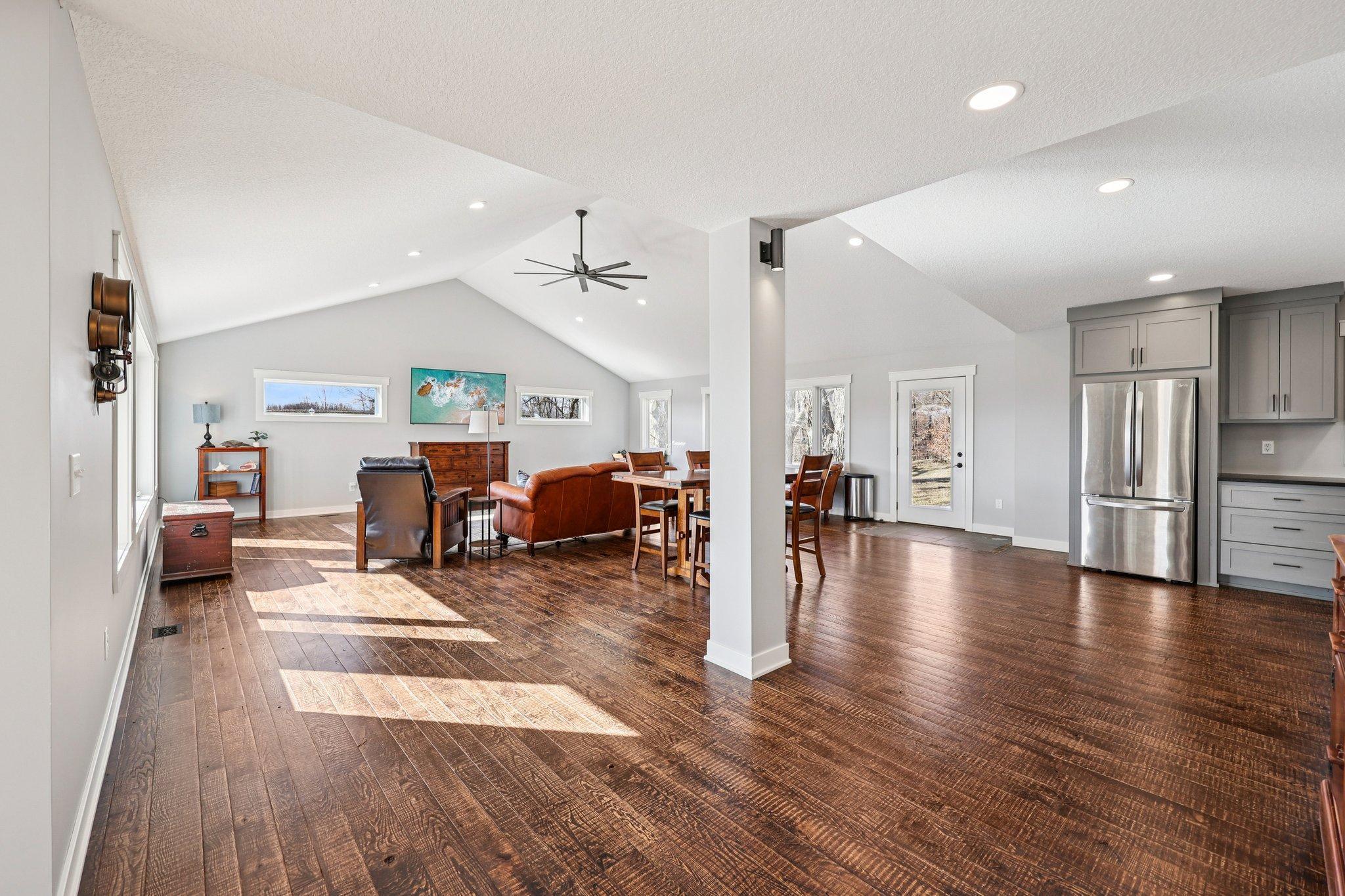 Residential in Maple Plain 5