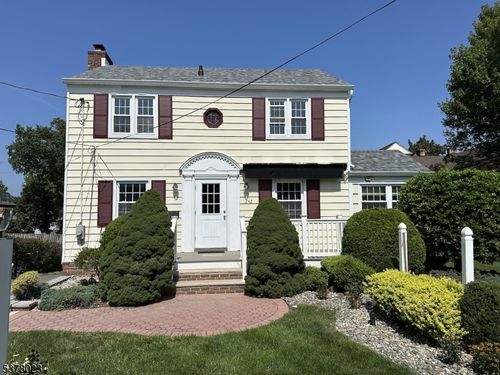 242 Main St, Madison, NJ, 07940-2210 | Card Image