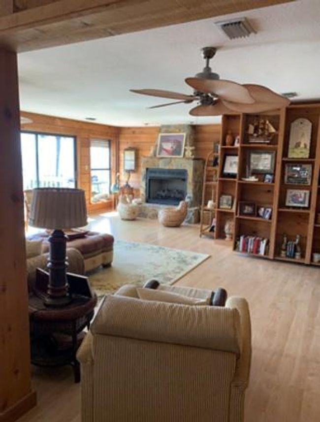 515 W Sawyer St, House other with 3 bedrooms, 3 bathrooms and 6 parking in St. George Island FL | Image 72