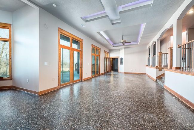 1605 Washington St, House other with 6 bedrooms, 5 bathrooms and null parking in Tonganoxie KS | Image 30