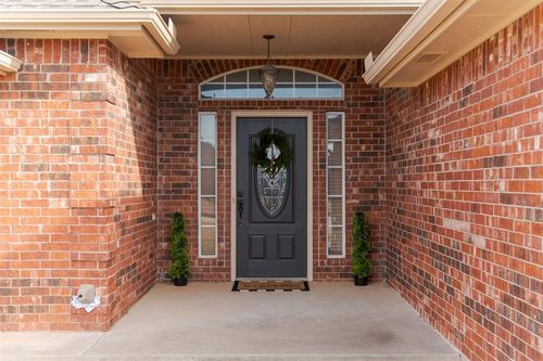 708 N White Tail Way, Mustang, OK, 73064-1045 | Card Image