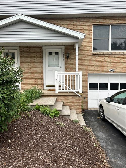 6437 Sterling Cir, Victor, NY, 14564-9412 | Card Image