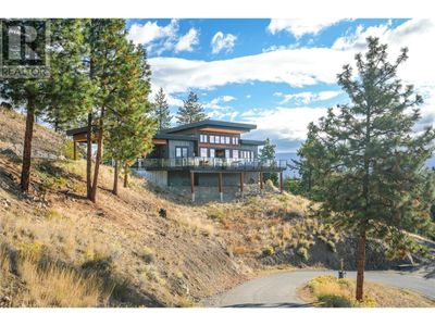 13710 Summergate Dr, House other with 3 bedrooms, 2 bathrooms and 3 parking in Summerland BC | Image 1