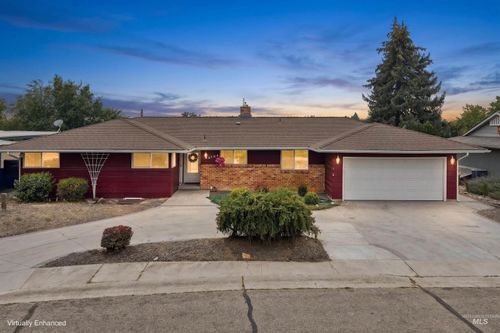 3795 N 33rd St, Boise, ID, 83703-4701 | Card Image