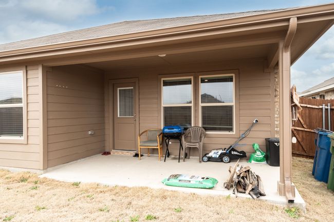 16617 Porterfield Ln, House other with 3 bedrooms, 2 bathrooms and null parking in Justin TX | Image 25