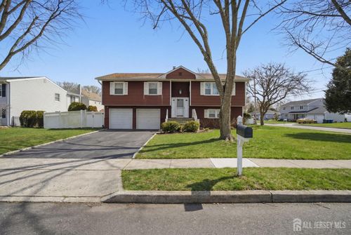 708 Auth Ave, Oakhurst, NJ, 07755-2807 | Card Image