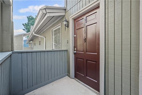 6240 Overlook Rd, Peachtree Corners, GA, 30092-2706 | Card Image