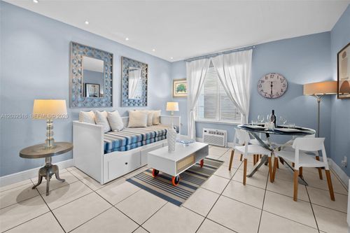 4e-3030 Collins Ave, Miami Beach, FL, 33140-4169 | Card Image