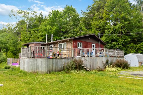 4 Charlie Dr, Mahone Bay, NS, B0J2E0 | Card Image