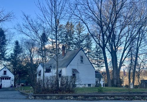 6 Post Rd, Sloatsburg, NY, 10974 | Card Image