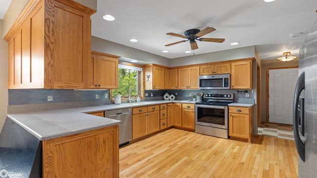 16763 290 Th St, House other with 5 bedrooms, 4 bathrooms and null parking in Mason City IA | Image 17