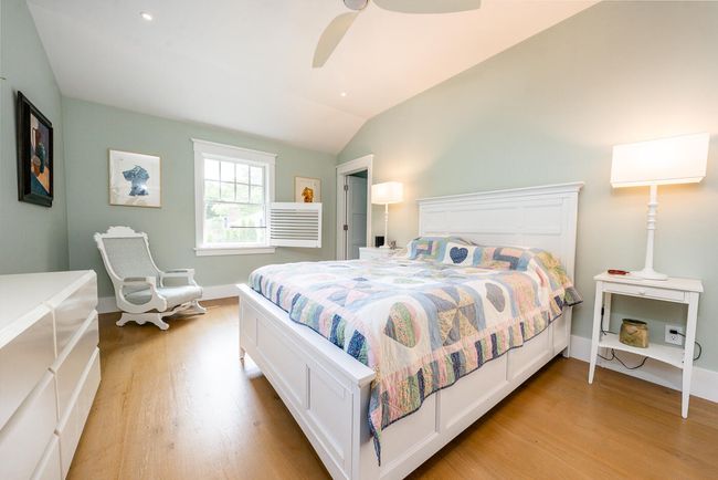 Bedroom Suite 4 | Image 37