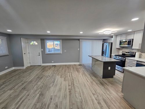 1535 E Jane Ave, Arlington Heights, IL, 60004-4054 | Card Image