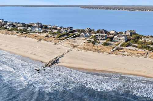 617 Dune Rd, Westhampton Beach, NY, 11978-2931 | Card Image