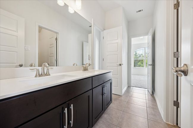 123 Pond View Pass, House other with 4 bedrooms, 4 bathrooms and 4 parking in Buda TX | Image 21
