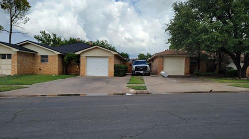 b-7509 Avenue W, Lubbock, TX, 79423-1599 | Card Image