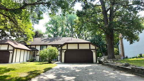 15229 Buchanan Ct, Eden Prairie, MN, 55344-1802 | Card Image