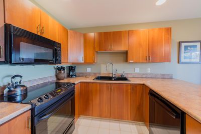 L-105 - 2777 S Kihei Rd, Condo with 1 bedrooms, 2 bathrooms and null parking in Kihei HI | Image 3