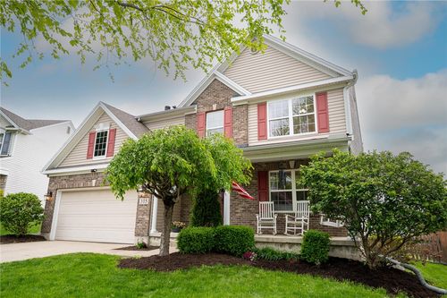 315 Hess Ct, Fairborn, OH, 45324-2194 | Card Image