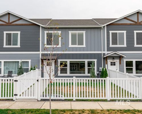 1179 Edington Ave, Moscow, ID, 83843-1028 | Card Image