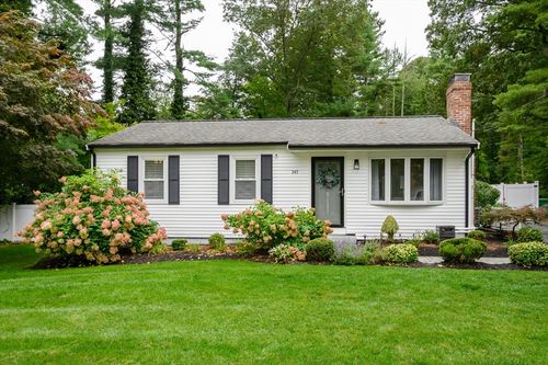 345 Forest St, Pembroke, MA, 02359-3729 | Card Image