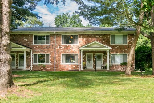 5108 Kintyre Ln, Brighton, MI, 48116-9725 | Card Image