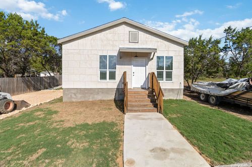 1-324 Ridgerock Dr, Canyon Lake, TX, 78133-3962 | Card Image