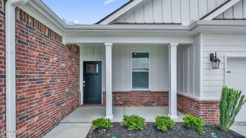 8377 Bankhead Drive, Olive Branch, MS, 38654 | Card Image