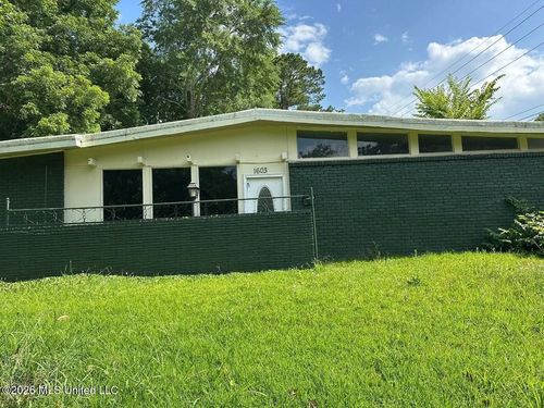 1603 Winchester St, Jackson, MS, 39211-5753 | Card Image