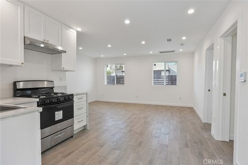 2-5336 Cleon Ave, North Hollywood, CA, 91601-3308 | Card Image