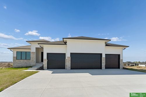 5412 N 212th Ave, Elkhorn, NE, 68022-5000 | Card Image