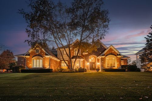 4015 Prairie Crossing Dr, St. Charles, IL, 60175-5671 | Card Image
