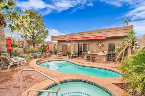 unit-2-2090 N Tuweap Dr, St. George, UT, 84770-5678 | Card Image