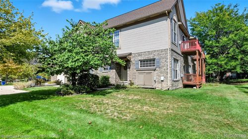 7-7078 Copper Creek Cir, Canton, MI, 48187-2498 | Card Image