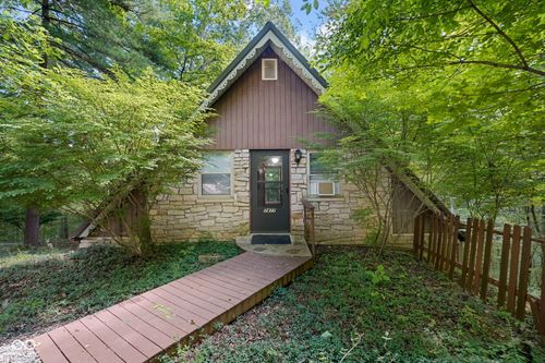 7477 E Deckard Ridge Rd, Nashville, IN, 47448-9655 | Card Image