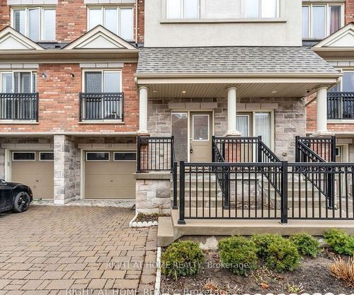 22 Coneflower Cres, North York, ON, M2R0A4 | Card Image
