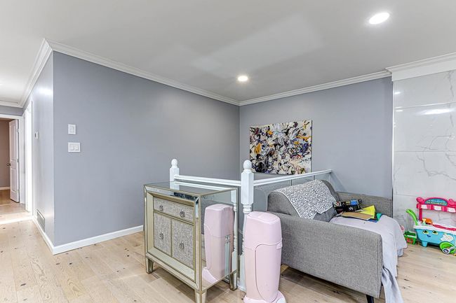 1257 Nestor St, House other with 6 bedrooms, 4 bathrooms and 2 parking in Coquitlam BC | Image 5