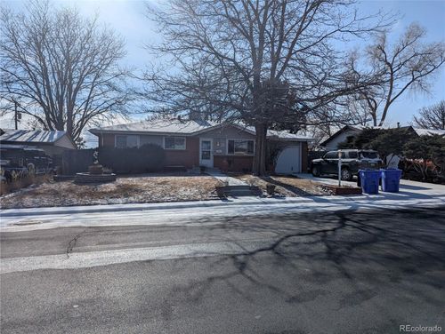 900 Essex Dr, Denver, CO, 80229-5423 | Card Image