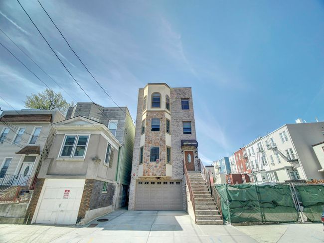 APT-2 - 517 19 Th St, Condo with 3 bedrooms, 2 bathrooms and null parking in Union City NJ | Image 25