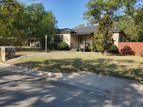 509 Bryan St, Weatherford, TX, 76086-3021 | Card Image